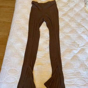 Princess Polly brown flare leggings